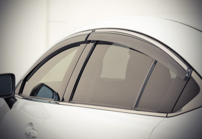 Дефлекторы окон (ветровики) Mazda 6 2013- С Хром Молдингом
