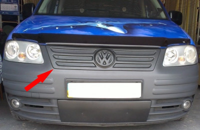 Зимняя накладка (матовая) Volkswagen Caddy 2004-2010 (верх решетка)