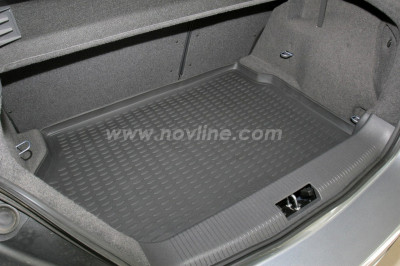 Коврик в багажник OPEL Astra H c 2004-, цвет:черный ,седан,производитель NovLine