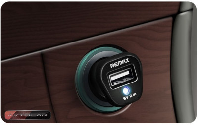 Автомобильное зарядное устройство Remax RCC-101 для смартфонов и планшетов 1*USB 2.1А